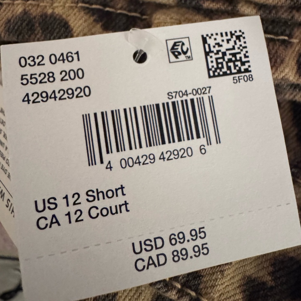 American Eagle Outfitters Leopard Print Jeans - Picture 8 of 8